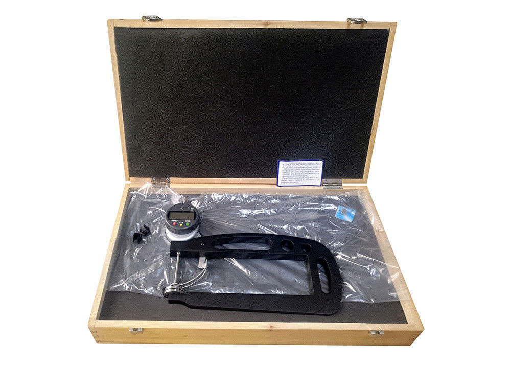 0-25.4mm Digital Thickness Gauge 200mm Measuring Depth With Grip Handle