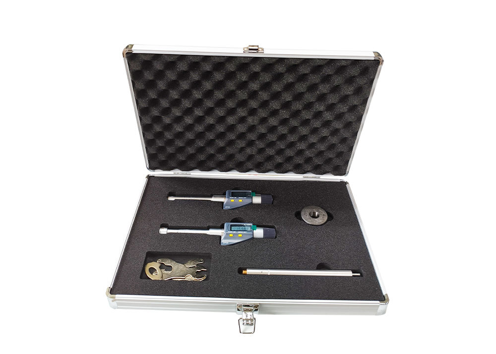 Set of Digital Three-point Bore Gauge with Setting Rings and Extension Rods for Wide Measurement